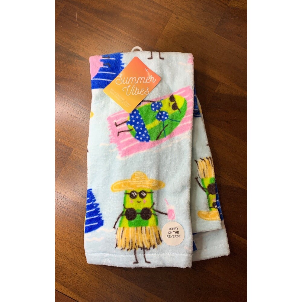 2 Summer Vibes NWT Avocado Kitchen Towels